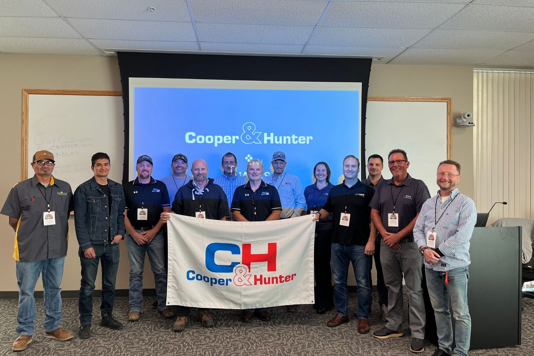 16 COOPER&HUNTER